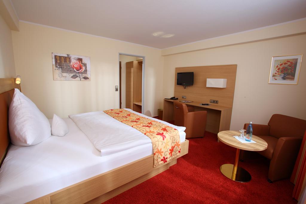 Hotel Schwanen Kehl Exteriör bild